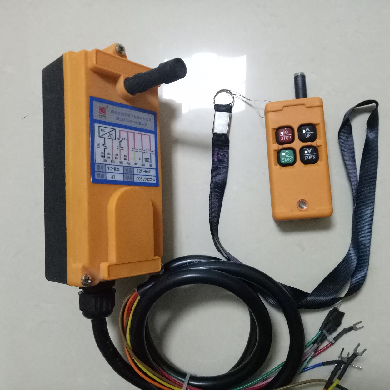 TC-R2D兩路工業(yè)無線遙控器、農(nóng)機遙控器